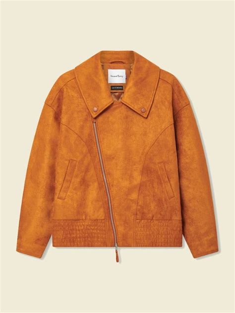 suede jackets   autumn trend   wearing    wear