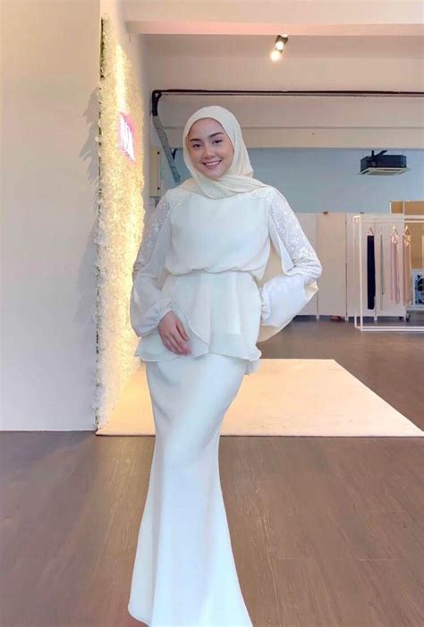 fuzana mokhtaza  nada identity womens fashion muslimah fashion