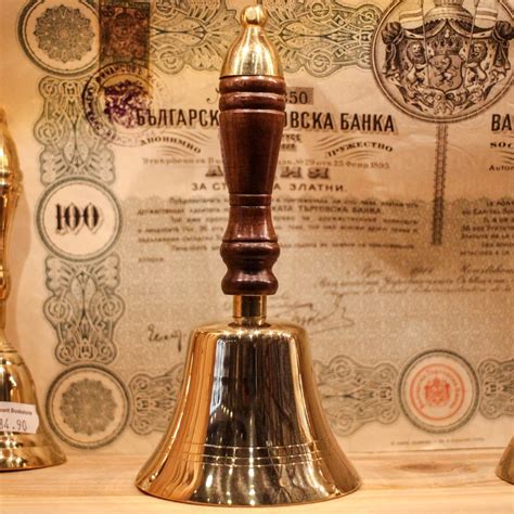 Училищен Ръчен Звънец 18 см х 8.5 см. | Elephant Bookstore