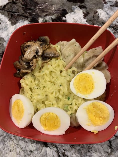 Carbonara Buldak : r/InstantRamen