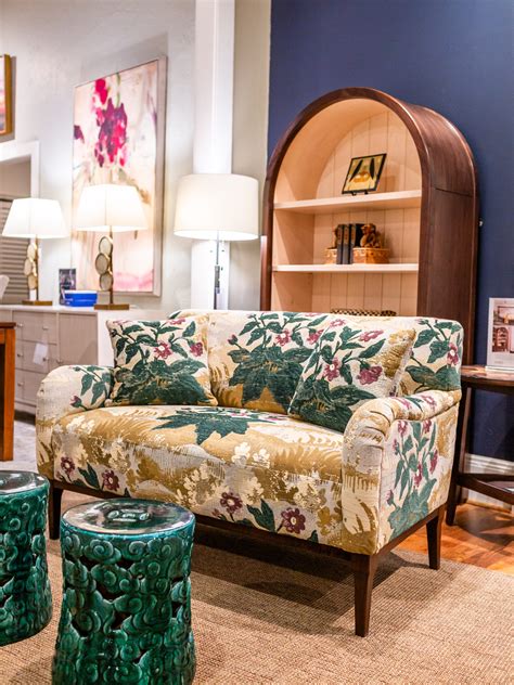 Stickley Hudson Valley 55 in. Settee | Reid's Fine Furnishings