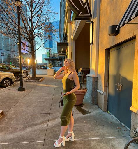 𝒮𝑜𝓃𝒹𝓇𝒶 𝐵𝓁𝓊𝓈𝓉 | mi esposo toma las mejores fotos 🫶🏻 | Instagram