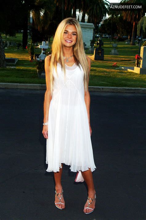 ELLEN MUTH Feet - AZNudeFeet