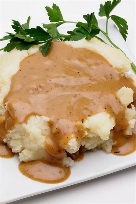 Pork Gravy - IzzyCooking