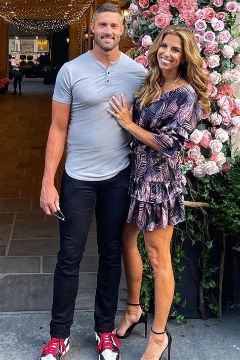Matt Buschmann's wife, Sara Walsh, has Aaron Judge jokes