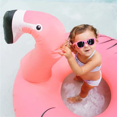 Babiators Navigator in Think Pink | Junior World