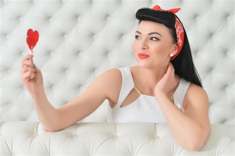 premium photo close  portrait  young woman posing