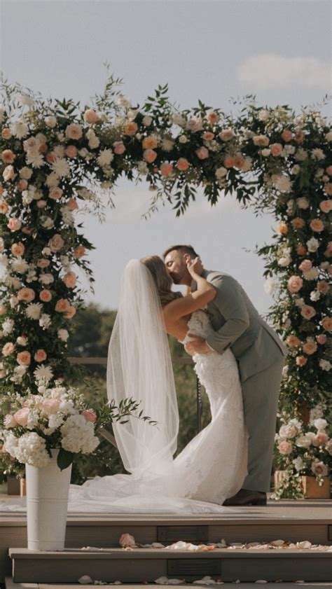 Aaron Woods | Erin & Sam | 7.6.24 | Willowbrook | Instagram