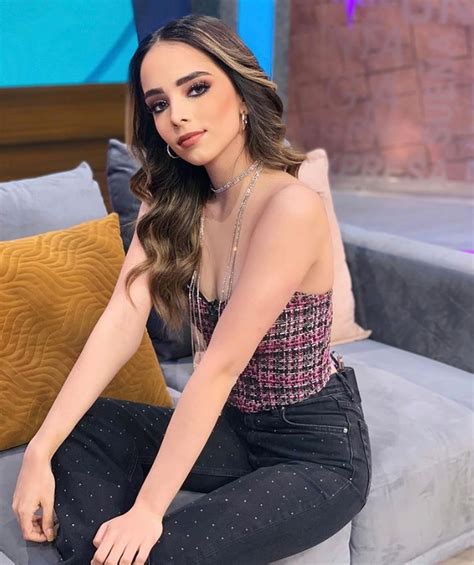 VIDEO: Sin perder el glamour, entra Alana Lliteras a Venga la Alegría