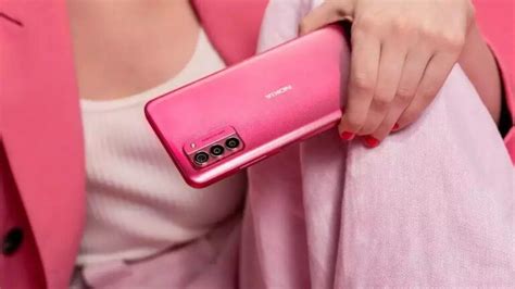 HMD to Launch A Barbie Flip Phone Later This Year - PhoneWorld