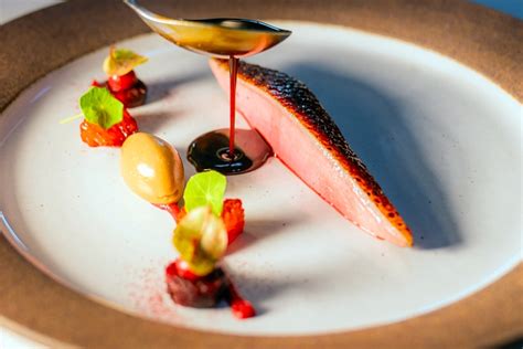 peking duck  culinary legacy  beijing decology