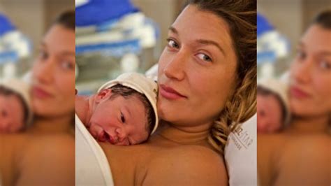 Uma Mulher Deu A Luz O Seu Primeiro Filho - Gabriela Pugliesi dá à luz seu primeiro filho: "Nasceu meu Lion"