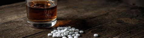 Antibiótico E Bebida Alcoólica - Pode tomar bebida alcoólica tomando antibiótico ? Saiba mais