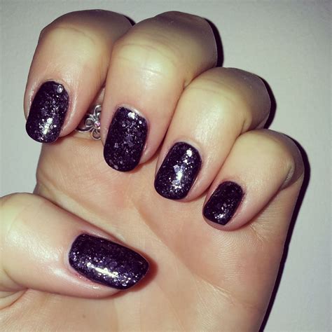 Christmas Black Sparkly Nails Gelish Concrete Couture Trends Collection