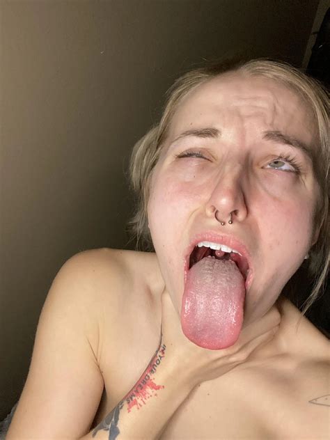 Choke me while you spit in my mouth | Scrolller