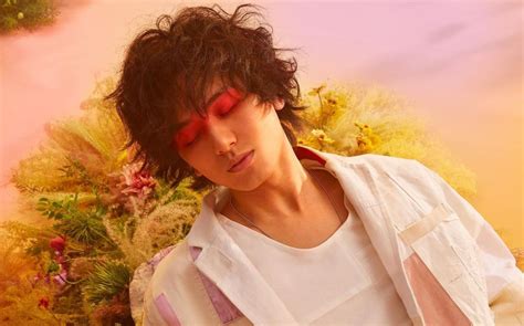 ความเก่งกาจของ Fujii Kaze (ฟูจิอิ คาเสะ) ทำให้เขากลายเป็นศิลปินชาว ...