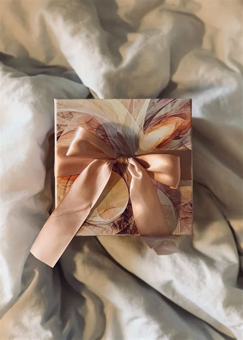 10 Cheap Thoughtful Gifts Under $30 (That Are Guaranteed to Win Them Over!)