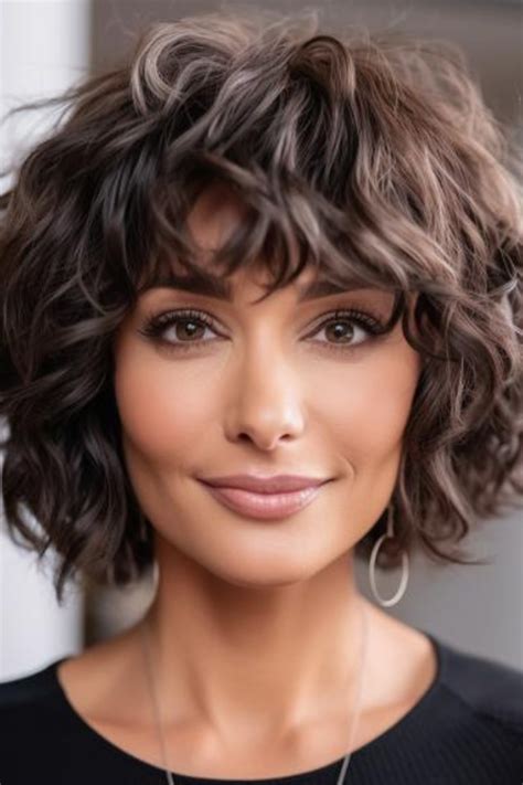 hairstyles    curly hair hairstyle haircut trend