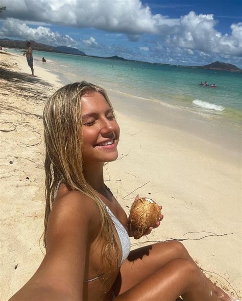 Jade | 🥥🥥 | Instagram