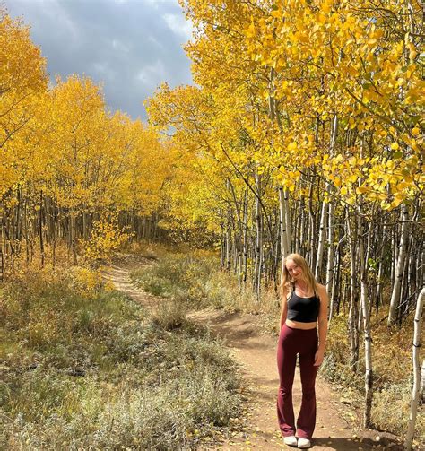 Natalie | mountain weekends | Instagram