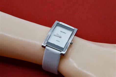 Seiko White Tone Womens Quartz Watch | Etsy