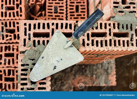 construction trowel  laying bricks  blocks construction tool