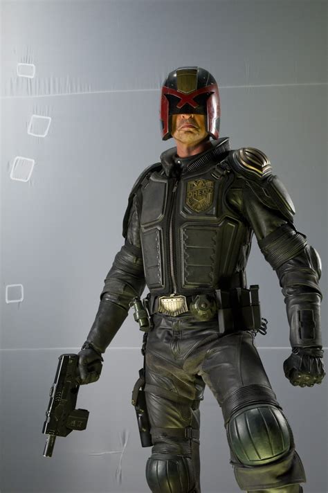 Judge These New High-Resolution DREDD Images | Karl urban, Dredd movie