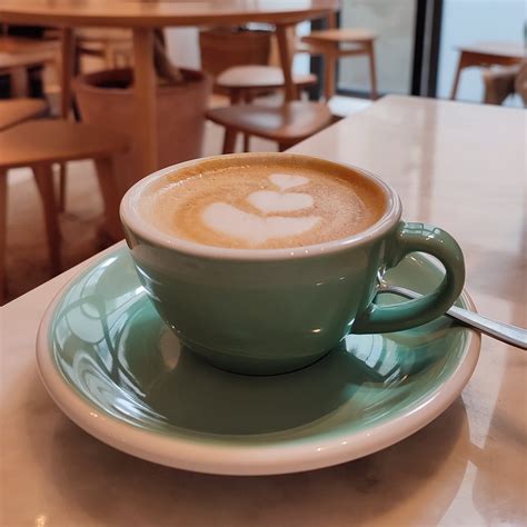 Kava | Best specialty coffee shops in Porto, Portugal