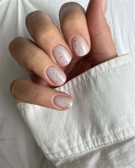 Unhas Curtas E Delicadas - Unhas de gel curtas delicadas: 7 inspirações elegantes | CLAUDIA