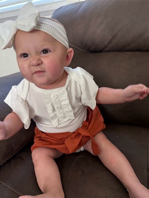 Lindsey Logan - GiGi’s sweet Brylee Rose. 💜 | Facebook