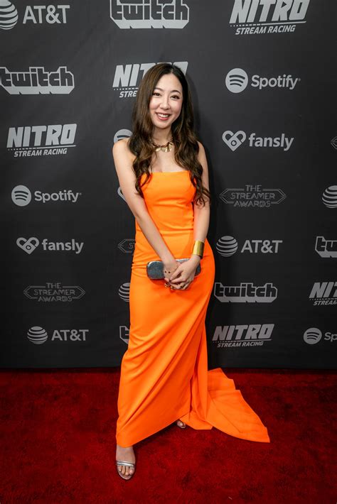 Fuslie/Leslie : r/Otvgirlsfeet