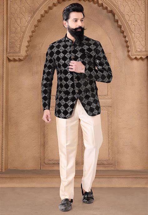 Buy Embroidered Velvet Jodhpuri Suit in Black Online : MUY1791 - Utsav