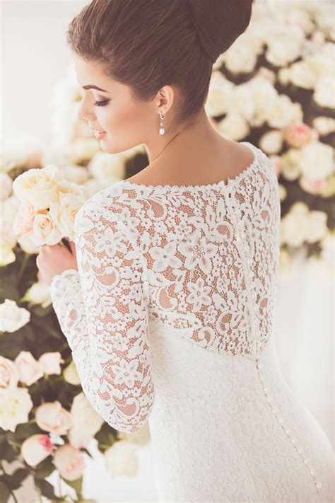 Tips to Get A Bridal Dress that will Arouse Admiration in Many Eyes