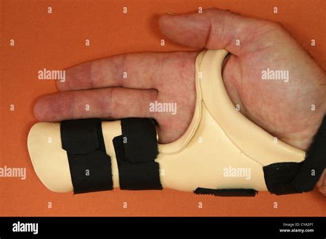 measure   restorative hand contracture splint zgzxpv