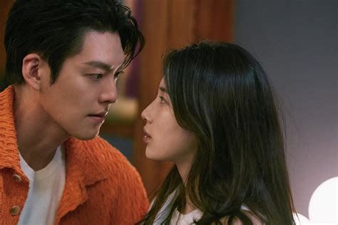 O Que É Dorama Netflix - Typhoon Family, novo K-drama da Netflix, ganha pôster e teaser inéditos ...