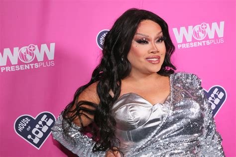 'RuPaul's Drag Race' star Jiggly Caliente dead at 44 - ABC News