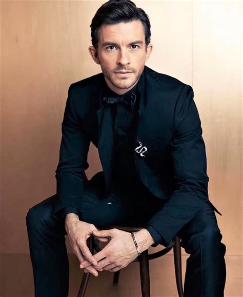 Jonathan Bailey Fansite