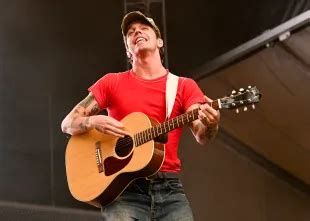 Nintendo confirms Mario and Peach's relationship status as 'just ...