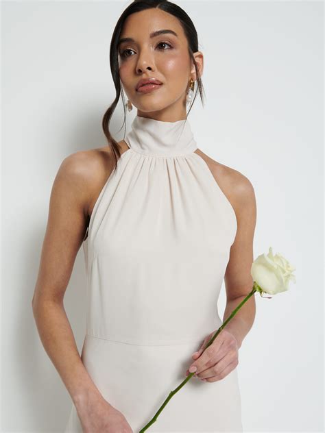 Odelle Chiffon Maxi Bridesmaid Dress - Champagne – Pretty Lavish