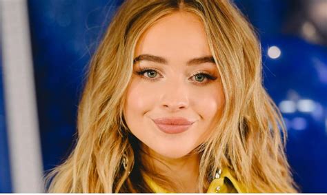 Sabrina Carpenter Height | Wiki, Age, Boyfriend, Parents, Net Worth