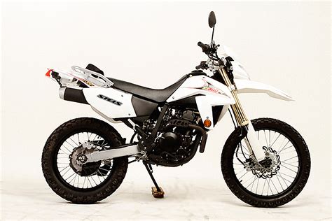 Мотоцикл Stels 400 Enduro 2014 Цена, Фото, Характеристики, Обзор ...