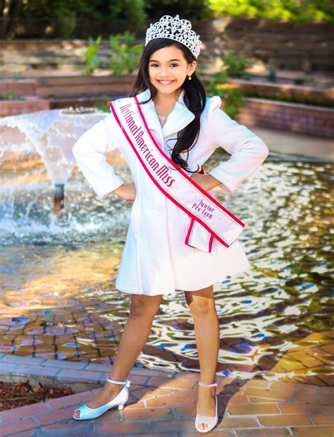 Get to know The 2016-2017 National American Miss Jr. Pre-Teen Emily Ortiz!