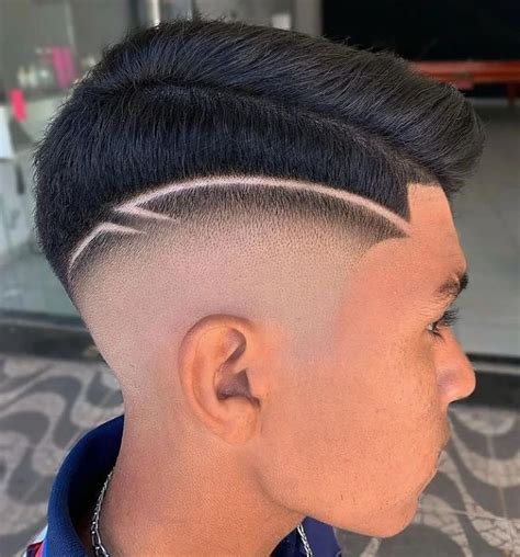 Risco No Cabelo Pequeno - Risco no Cabelo, Inove no Visual com Estilo e Praticidade | Beard