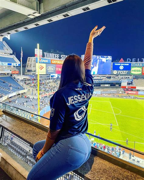 Jessenia Vice - Home