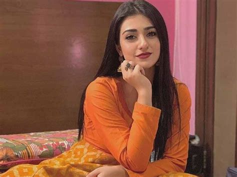 sarah khan age height education net worth lifestyle seema