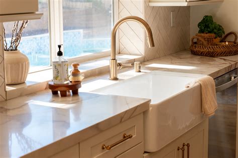 Quartz Countertops: Essential Care Tips - Knoxville Wholesale Granite