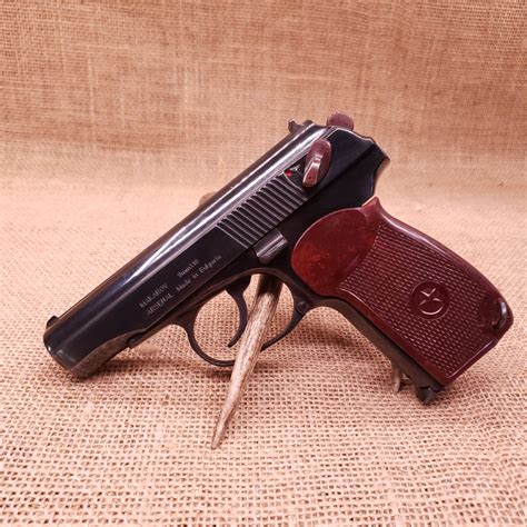 Designers are reacting to the efficiency of the 9 x 18 layout 28