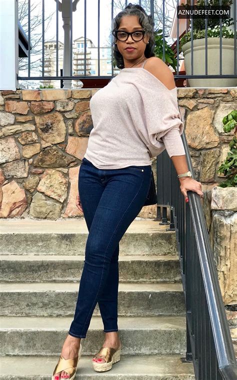 ROLONDA ROCHELLE Feet - AZNudeFeet