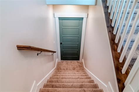 Door Ideas For Top Of Basement Stairs - Openbasement