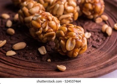 Indian Sweet Groundnut Ladoo Mungfali Peanut Stock Photo 524537464 ...